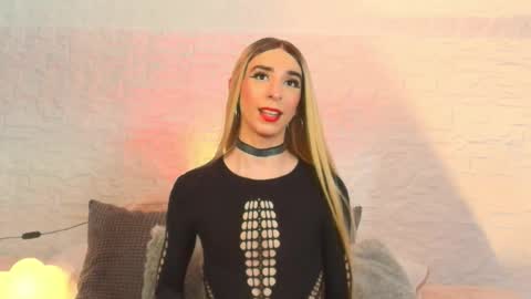   Nice to meet you  thumb up me please its important I  LOOK MY BIO DOWN online show from May 7, 2:50 am
