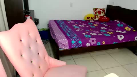 ariza1515 online show from December 22, 11:51 am