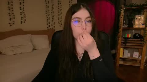 Astrid online show from October 20, 1:28 am