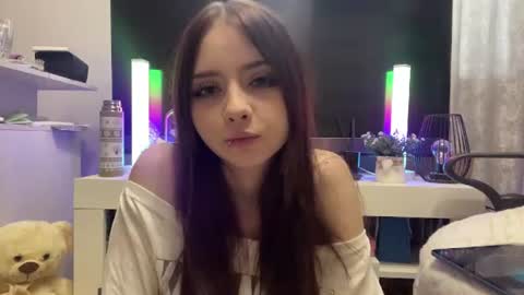Snapshot of arlenaeikmeier chatting on July 30, 7:40 am Bella online show from July 30, 7:40 am