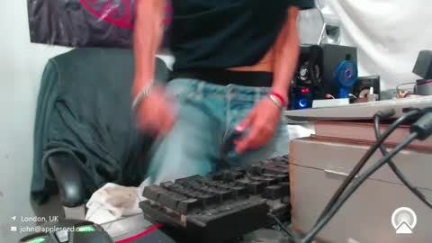 Snapshot of armaduradeacero chatting on October 13, 11:49 pm armaduradeacero online show from October 13, 11:49 pm