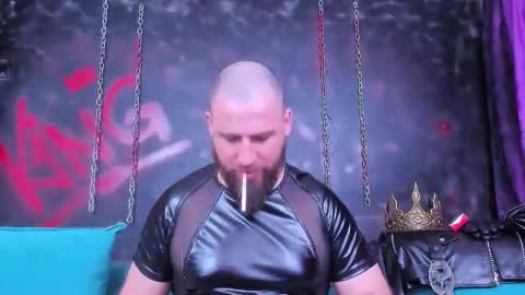 Armando online show from February 6, 9:51 pm