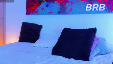   online show from February 26, 6:37 am