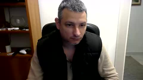 Snapshot of armorkill1986 chatting on November 17, 11:27 am Armorkill online show from November 17, 11:27 am