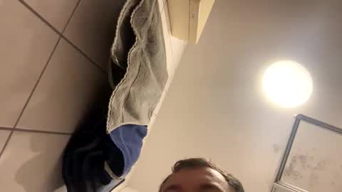 Snapshot of armyskater32 chatting on October 5, 8:29 pm armyskater32 online show from October 5, 8:29 pm