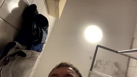 Snapshot of armyskater32 chatting on October 26, 10:36 pm armyskater32 online show from October 26, 10:36 pm