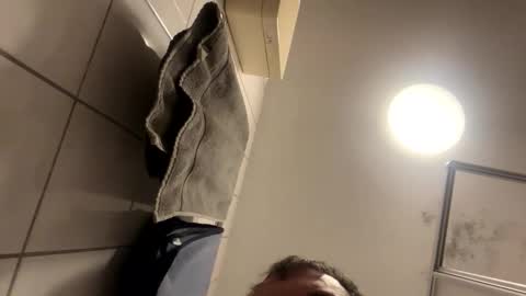 armyskater32 online show from January 11, 9:31 pm