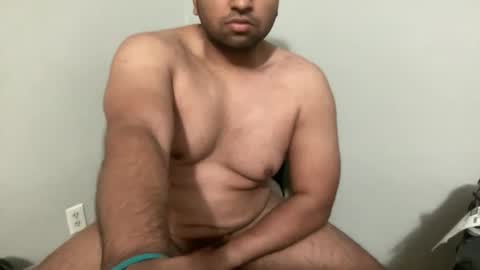 Snapshot of arnicbod chatting on April 19, 4:23 am arnicbod online show from April 19, 4:23 am