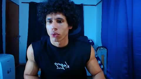 Snapshot of arnold_black69 chatting on July 15, 11:59 am arnold black online show from July 15, 11:59 am