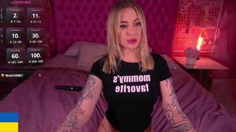 AROLINA online show from March 18, 11:30 pm