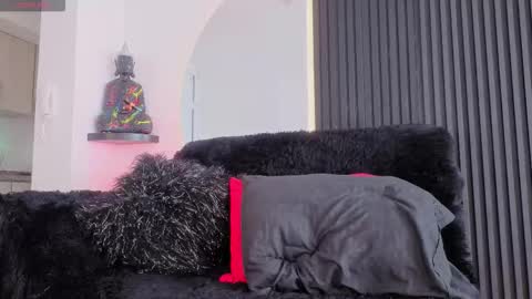 Snapshot of aron_steel04 chatting on January 14, 1:50 pm Your Aron online show from January 14, 1:50 pm