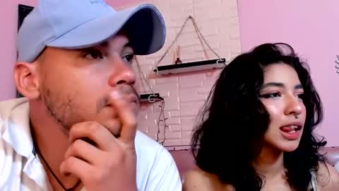 Snapshot of aronandmoli chatting on June 11, 12:32 am aronandmoli online show from June 11, 12:32 am