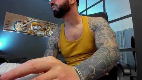 AronGrant online show from February 1, 8:29 am