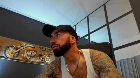 AronGrant online show from November 5, 10:15 am