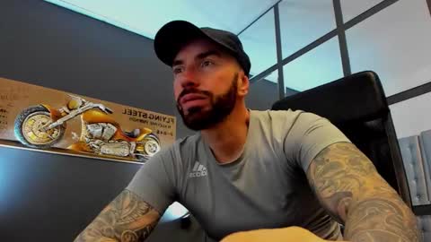 AronGrant online show from January 12, 10:20 am