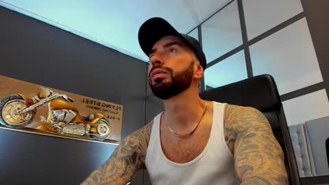 AronGrant online show from February 4, 9:48 am