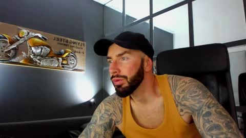 AronGrant online show from March 31, 8:59 am