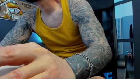 AronGrant online show from April 3, 8:23 am