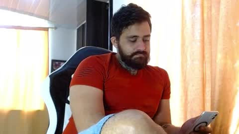 aronmiller online show from February 8, 2:09 pm