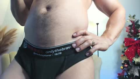   online show from November 11, 10:43 pm