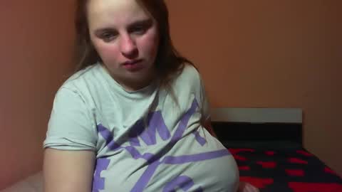 Snapshot of arriana98 chatting on December 12, 3:32 am Arriana online show from December 12, 3:32 am
