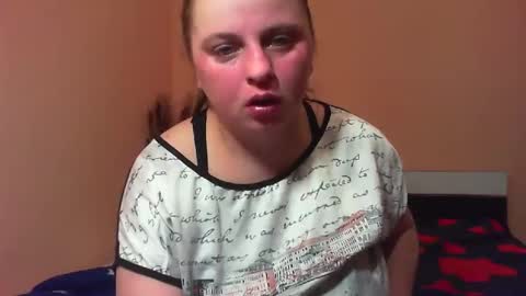Snapshot of arriana98 chatting on February 23, 3:24 am Arriana online show from February 23, 3:24 am