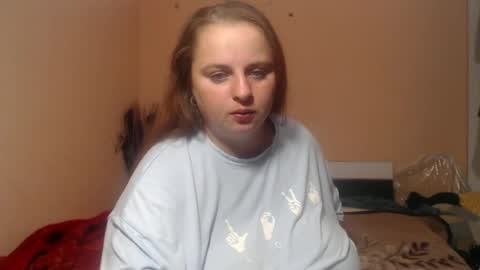 Snapshot of arriana98 chatting on June 18, 2:01 am Arriana online show from June 18, 2:01 am