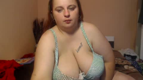 Snapshot of arriana98 chatting on July 15, 2:39 am Arriana online show from July 15, 2:39 am