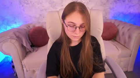 arrinawair online show from October 2, 2:13 pm