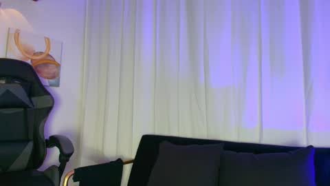 Snapshot of arrkabella chatting on September 26, 8:57 pm online show from September 26, 8:57 pm