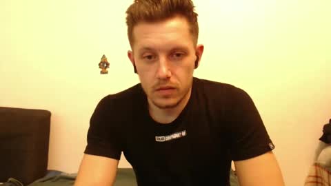 Snapshot of arromwilliam90 chatting on January 20, 7:04 am arromwilliam90 online show from January 20, 7:04 am