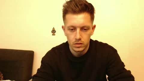 Snapshot of arromwilliam90 chatting on January 31, 10:52 am arromwilliam90 online show from January 31, 10:52 am