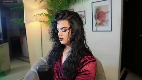 Chloe  online show from December 24, 10:49 pm