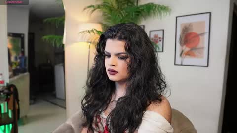 Chloe  online show from December 26, 2:01 am