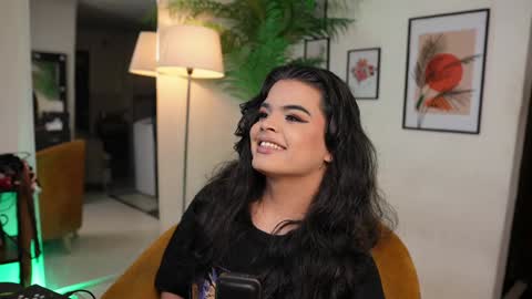 Chloe  online show from February 3, 6:02 am