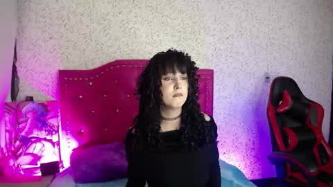 Snapshot of artemisa_bow chatting on February 26, 11:53 am Artemisa online show from February 26, 11:53 am