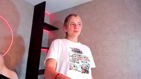 Snapshot of artemisablake chatting on January 6, 9:22 pm artemisablake online show from January 6, 9:22 pm