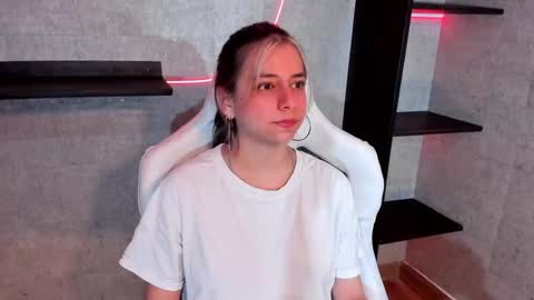 Snapshot of artemisablake chatting on January 9, 9:47 pm artemisablake online show from January 9, 9:47 pm