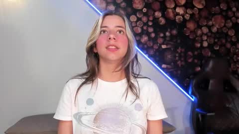 Snapshot of artemisablake chatting on March 6, 4:49 pm artemisablake online show from March 6, 4:49 pm