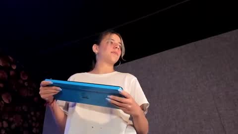 Snapshot of artemisablake chatting on March 11, 7:58 pm artemisablake online show from March 11, 7:58 pm