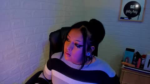 artenisa_tay69 online show from March 13, 4:41 am