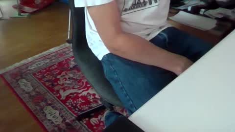 artesian99 online show from February 5, 9:03 am