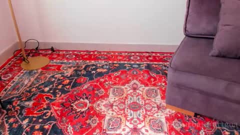 Linda  independent model artgeea online show from October 2, 3:52 pm