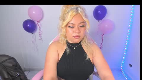 Val online show from October 1, 7:42 pm