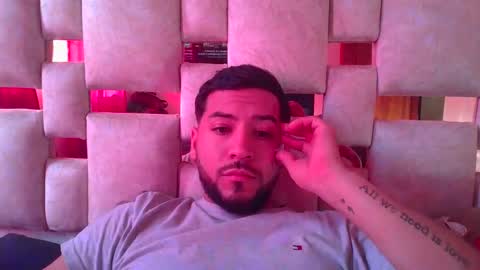 arthur1718 online show from January 18, 9:07 pm