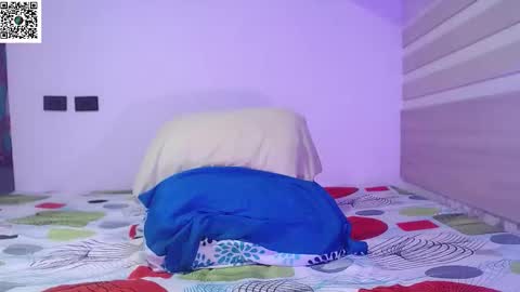 Snapshot of arthur_jamess chatting on January 12, 12:10 pm arthur_jamess online show from January 12, 12:10 pm