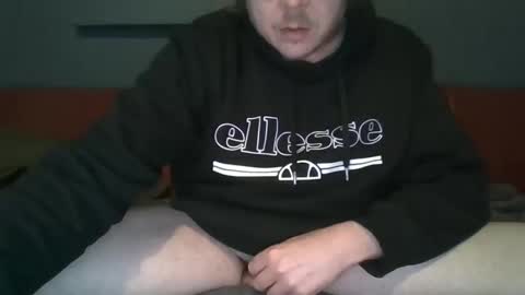 Snapshot of arthure944491 chatting on October 4, 6:28 pm arthure944491 online show from October 4, 6:28 pm