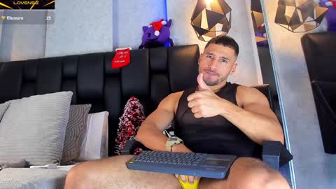 Arthur online show from December 31, 9:28 pm