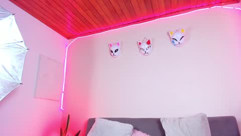 Snapshot of artmiajoy chatting on January 29, 5:35 pm MIA OF artmiajoy online show from January 29, 5:35 pm