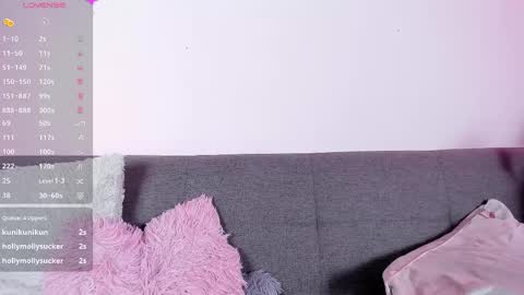 Snapshot of artmiajoy chatting on February 11, 5:29 pm MIA OF artmiajoy online show from February 11, 5:29 pm